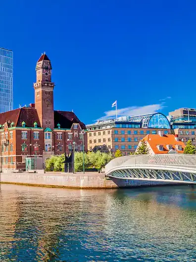 Malmös Historia: Från Medeltida Fästning till Modern Mångkulturell Stad